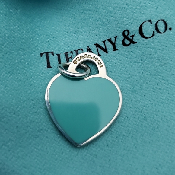 SOLD "Return to MILANO" blue enamel charm - Picture 4 of 6